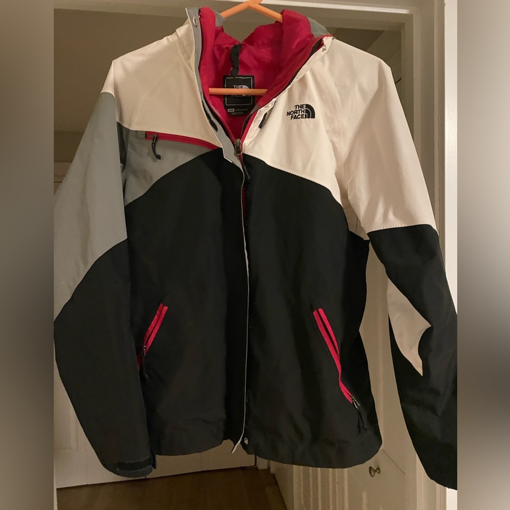 North Face women’s 2-1 Jacket Sz M